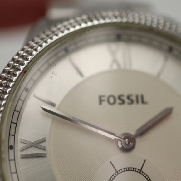 Fossil Sydney Unisex Silver Tone Small Seconds 37mm Watch ES3062 w New Battery - Picture 9 of 16
